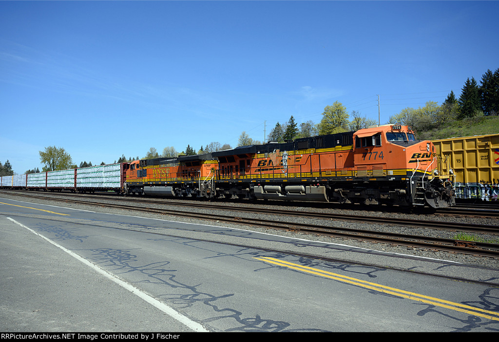 BNSF 7774